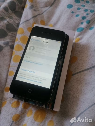 iPhone 4S, 8 ГБ