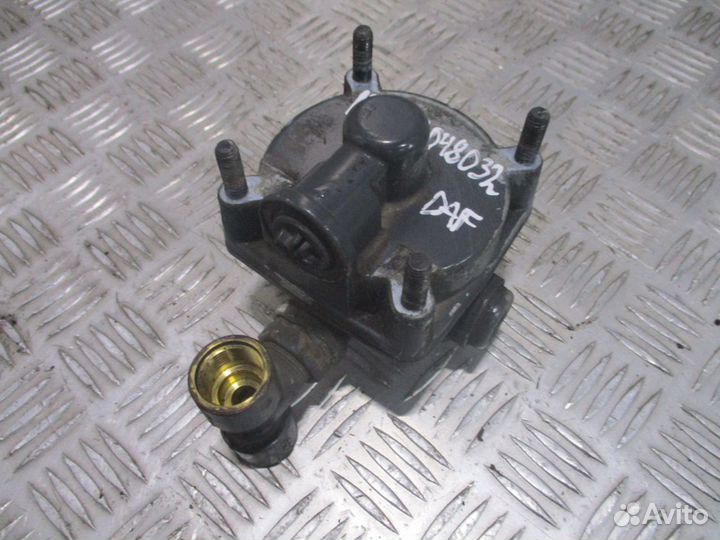 Ускорительный клапан DAF 1274469