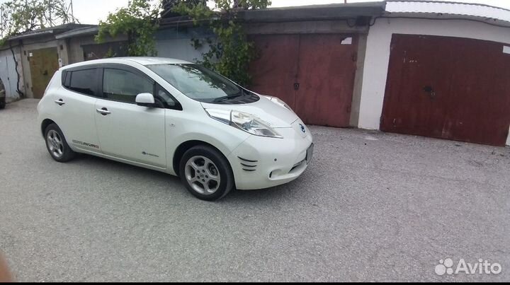 Nissan Leaf 109 л.с. AT, 2011, 94 000 км