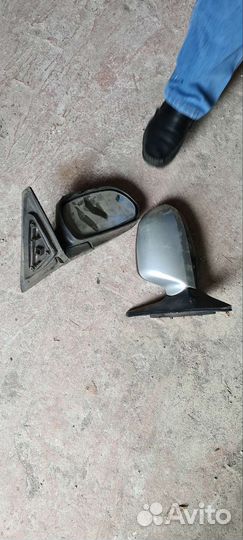 Зеркало на авто