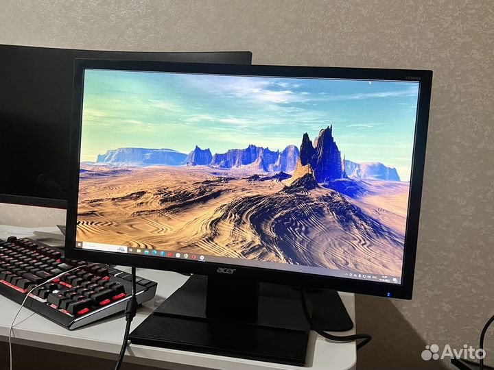 Монитор Acer 22