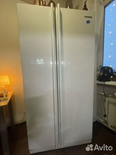 Холодильник samsung rs20rnsv