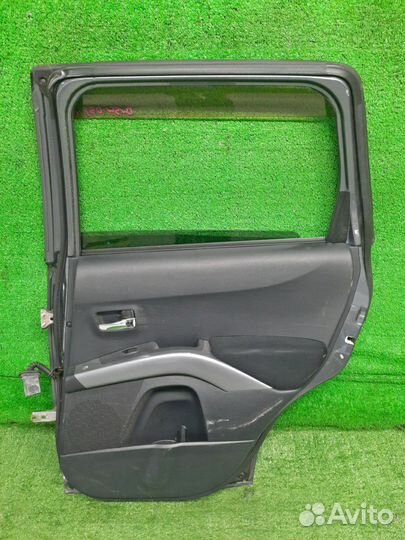 Дверь задняя правая mitsubishi outlander xl