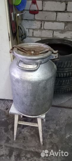 Продам бидон молочный