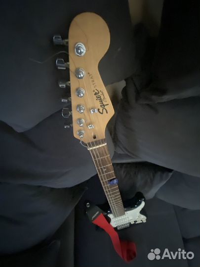 Электрогитара fender squier с комбиком и чехлом