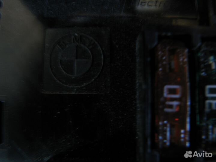 BMW 5 F10 Блок предохранителей