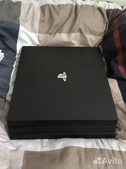 Sony PS4 pro 1tb