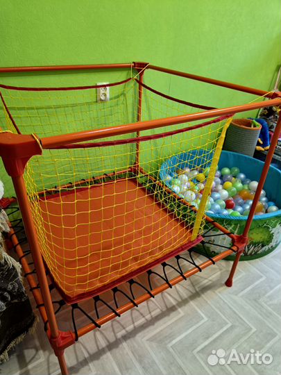 Детский батут-манеж leco с сеткой