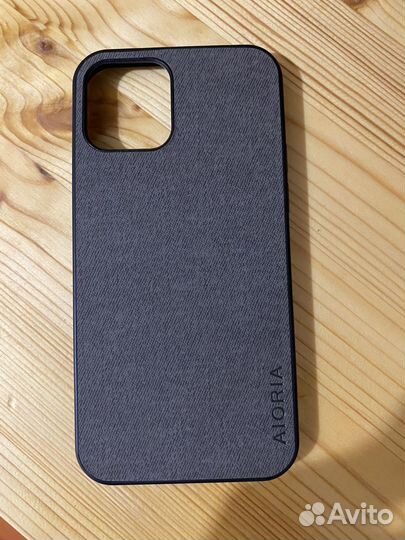 Чехол на iPhone 12