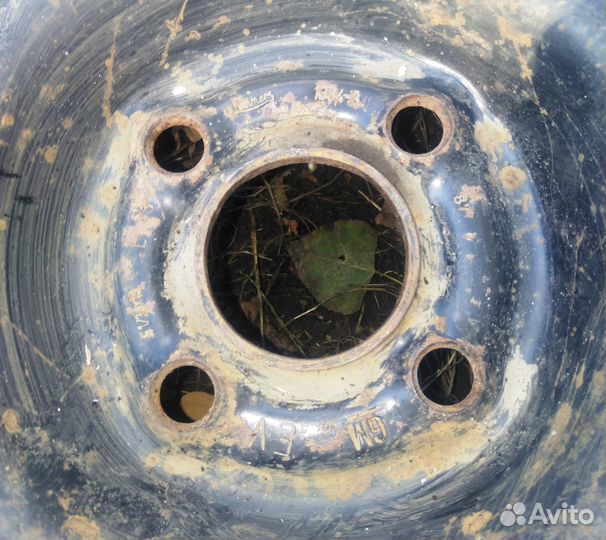 Диск с резиной Кама-204 175/70 R13