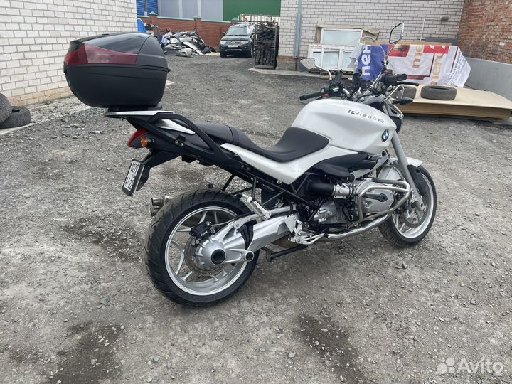 BMW R1200R