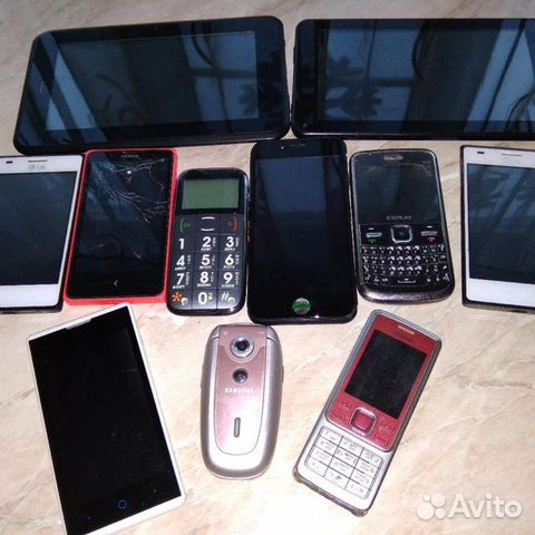 Телефоны на запчасти или восстановление