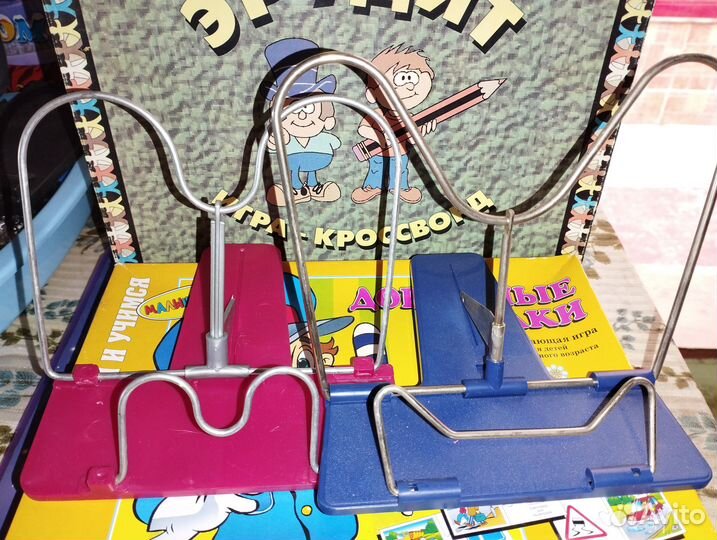 Продам тетради,дневники,карандаши,бумага