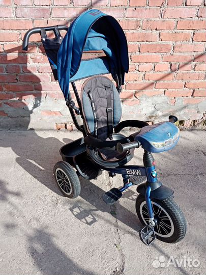 Детский трехколесный велосипед BMW