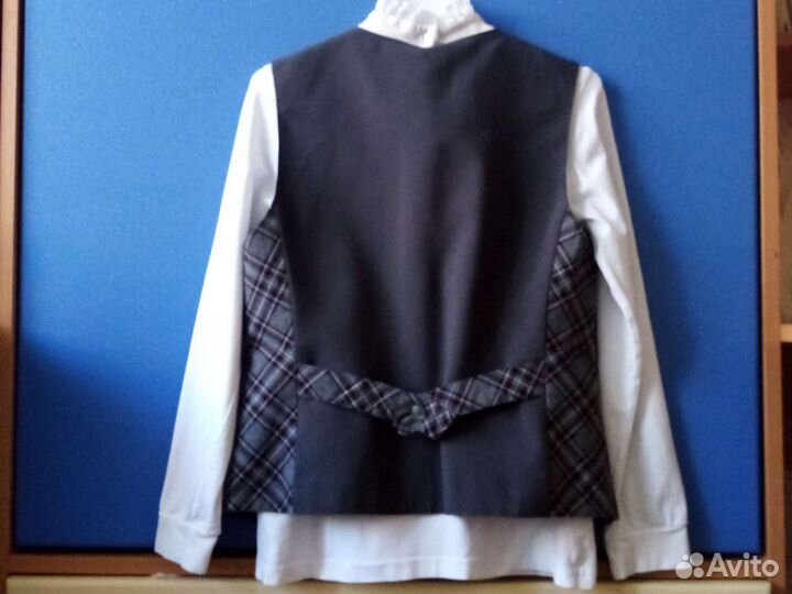 Жилет+блузка