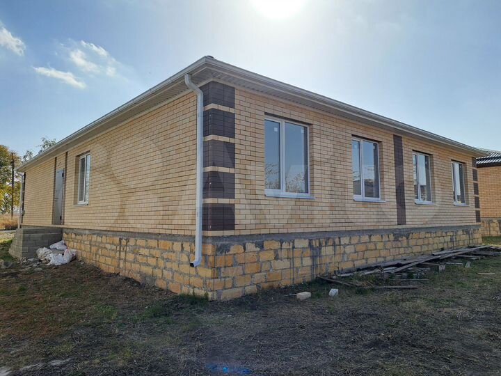 Коттедж 95 м² на участке 3 сот.