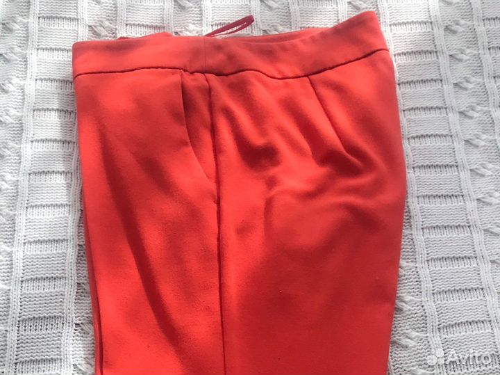 Костюм брючный женский