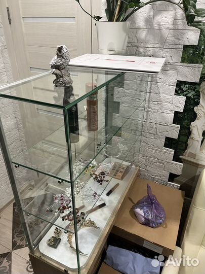 Витрина стеллаж