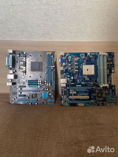 Материнская плата