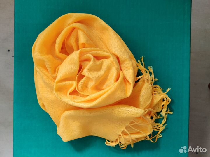Шарф жёлтый