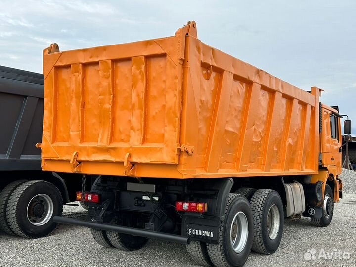 Shacman (Shaanxi) SX3257DR384, 2012