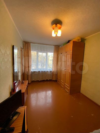 3-к. квартира, 60 м², 2/5 эт.