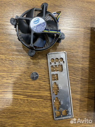 Материнская плата lga 775 с процессором и памятью