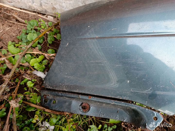 Крыло левое priora