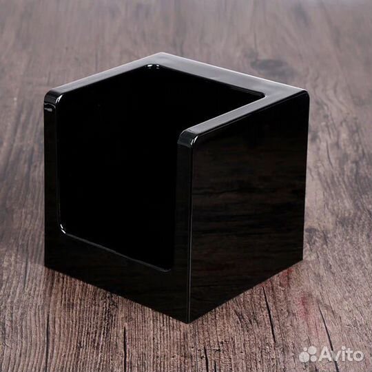Акриловая коробка для салфеток