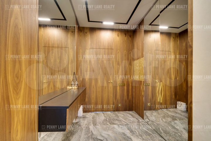 Таунхаус 280 м² на участке 5 сот.