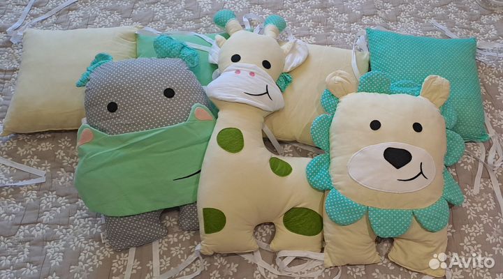 Бортики в детскую кроватку