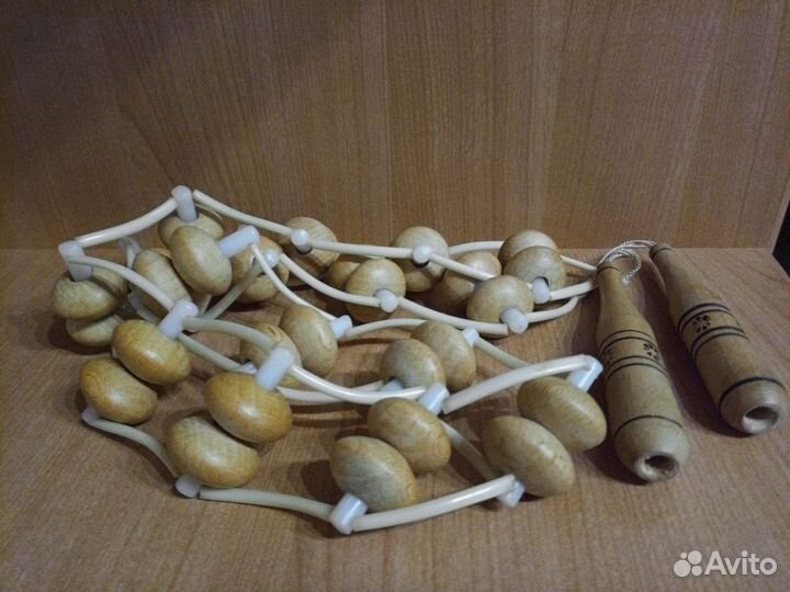 Массажёр деревянный