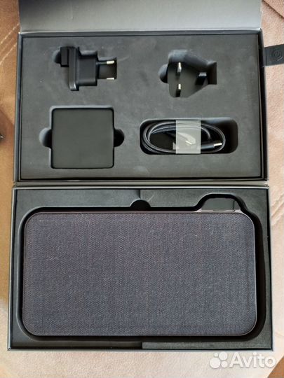 Беспроводное зарядное устройство Zens