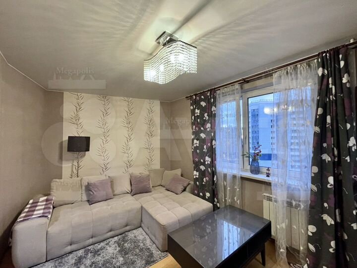 2-к. квартира, 55 м², 17/25 эт.