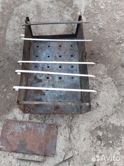 Продаю мангал переносной,в комплекте