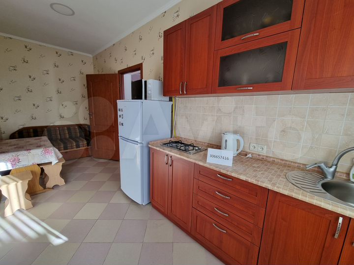 Комната 25 м², 1/4 эт.