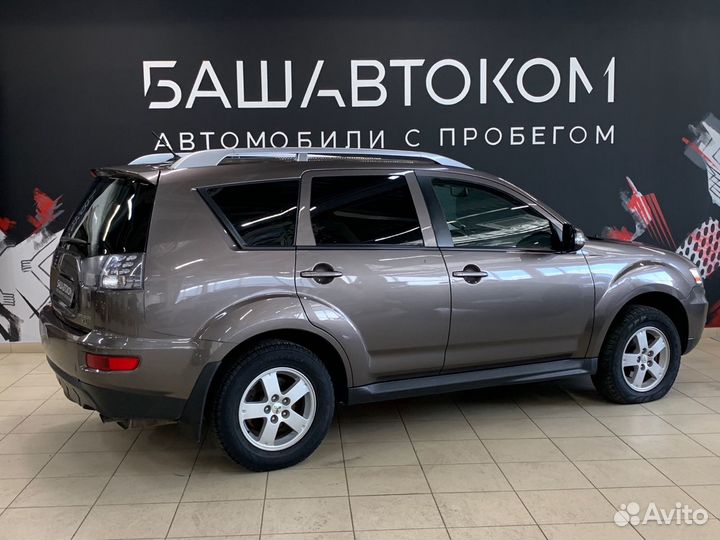 Mitsubishi Outlander 2.0 CVT, 2010, 183 494 км