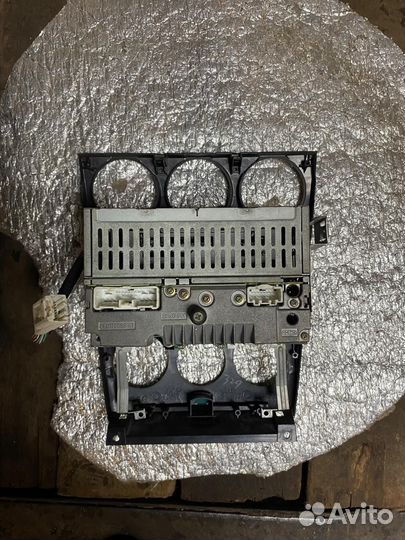 Магнитола на mazda 6 gg