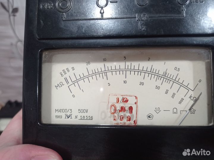 Мегаомметр М4100/3