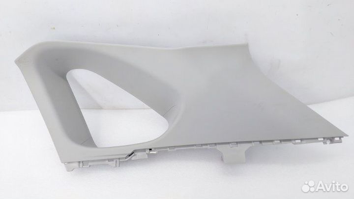 Обшивка стойки задняя правая Toyota Rav4 XA50