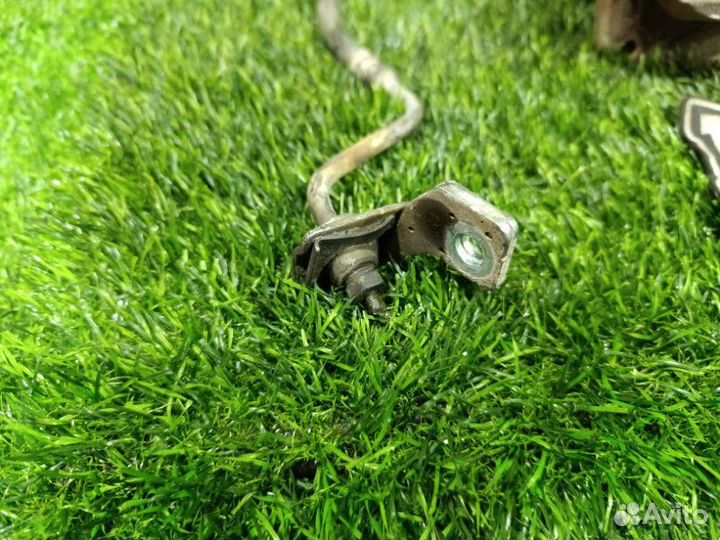 Суппорт задний правый Hyundai Santa Fe CM D4HA