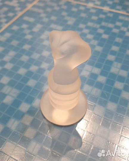 Фигурка змеи 