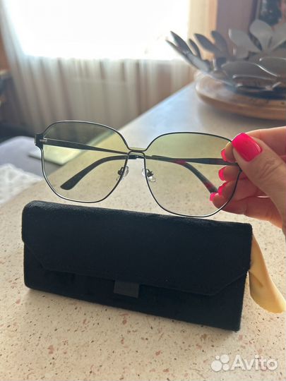 Солнцезащитные очки