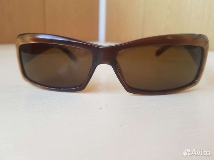 Солнцезащитные очки женские брендовые