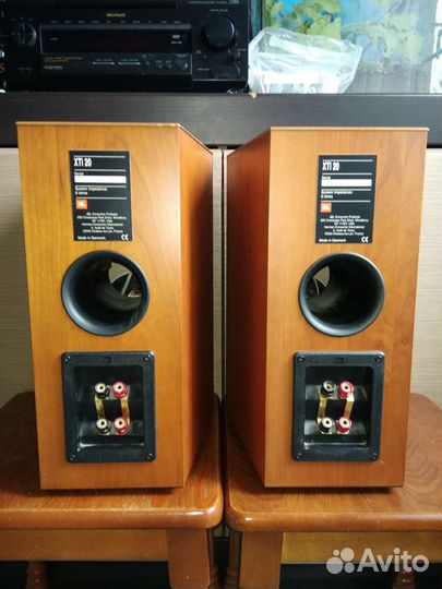 Акустика JBL XTi 20