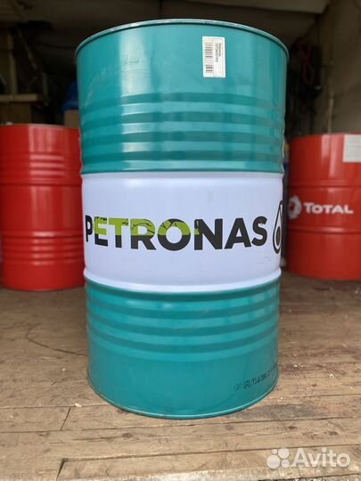 Моторное масло Petronas syntium 5000 DM 5W-30