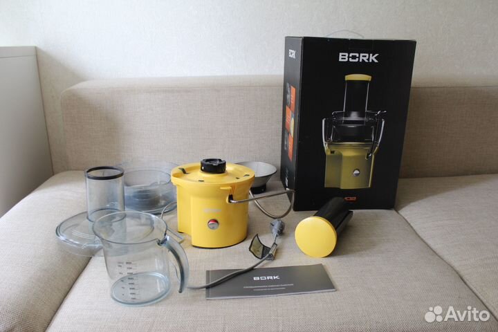 Соковыжималка Bork S402