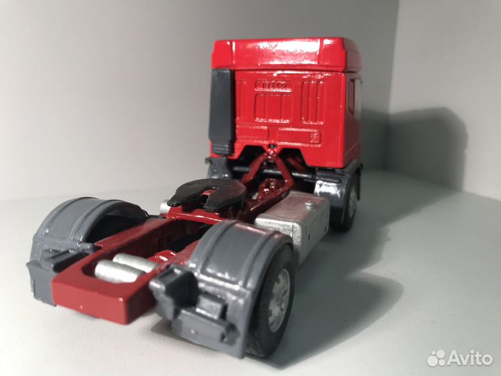 Модель Iveco Eurotech Old Cars 1/43