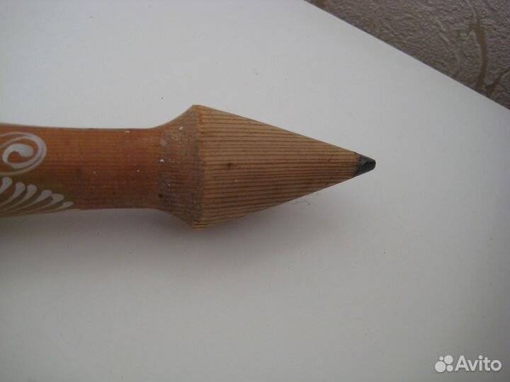 Большой сувенирный карандаш