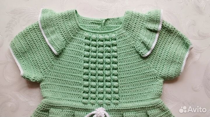 Вязаное платье для девочки. Ручная работа
